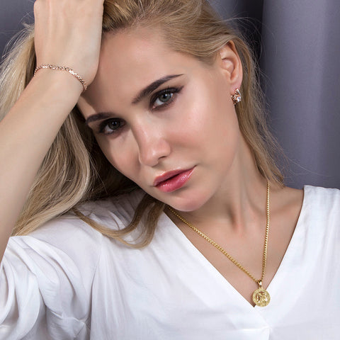 Image of Men's Women's 12 Horoscope Zodiac Sign Gold Pendant Necklace