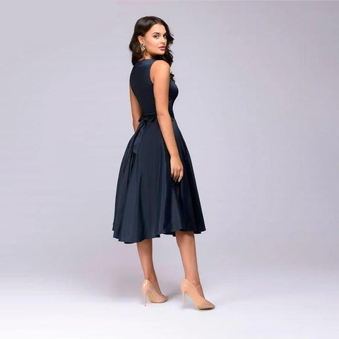 Image of Vintage style knee-length dress fashion sleeveless elegant