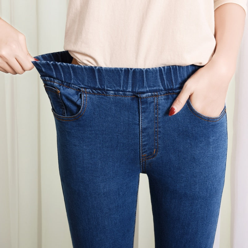 Casual Elastic Waist Jeans