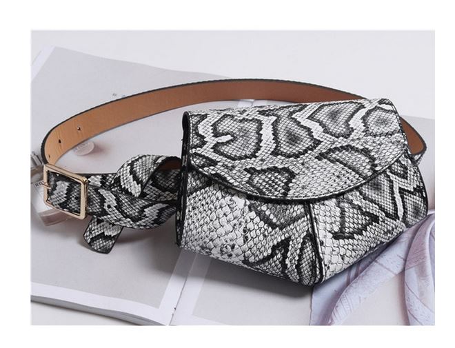 Women Serpentine Fanny Pack